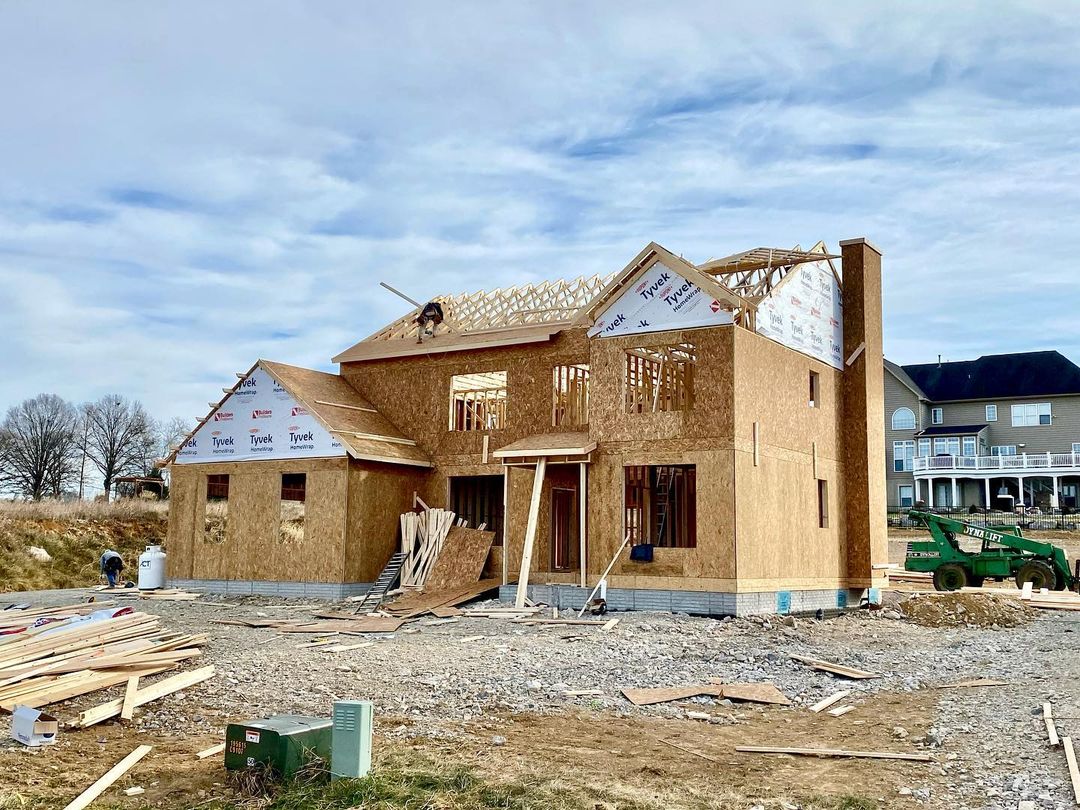 Trusses have been swung on Elmwood Farm Lot 123! T... - Manor House ...